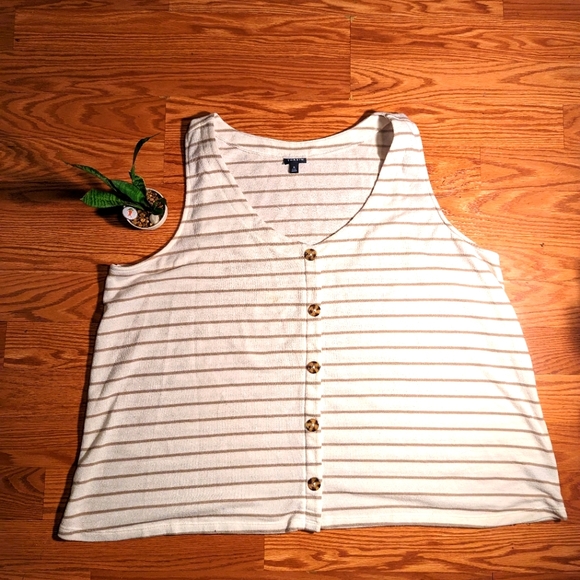 Torrid stripped tank- size 5X - Picture 1 of 5